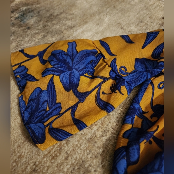 ** 2/$25 ** H&M Conscious Off the Shoulder Top - Picture 3 of 8